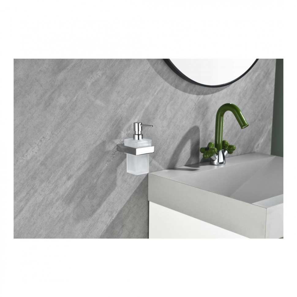 Настенный дозатор для жидкого мыла Grocenberg AC0028, хром