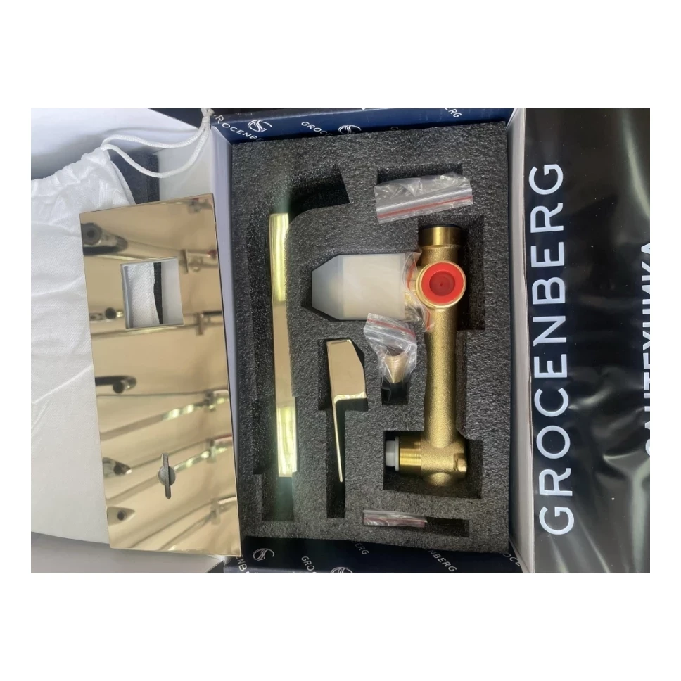 Смеситель встраиваемый для раковины Grocenberg GB588, золото глянец