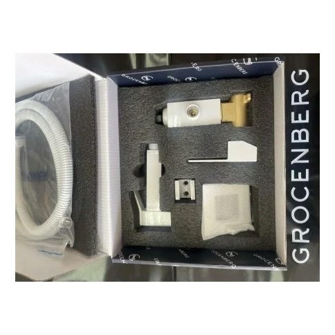 Смеситель встраиваемый с гигиеническим душем Grocenberg GB002, белый